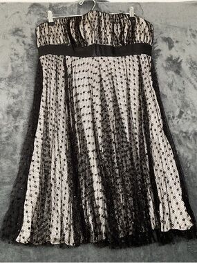Carmen Marc Valvo Dress Women’s 12 Black Strapless Lace Overlay Cocktail Prom